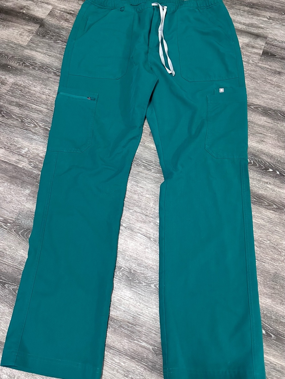 Figs Men's Teal Cargo Scrub Pants